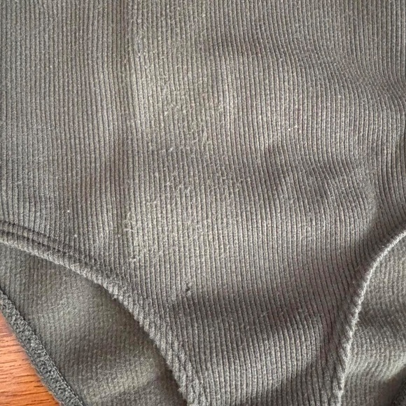 ✰pacsun green bodysuit in size small✰ - Picture 6 of 6